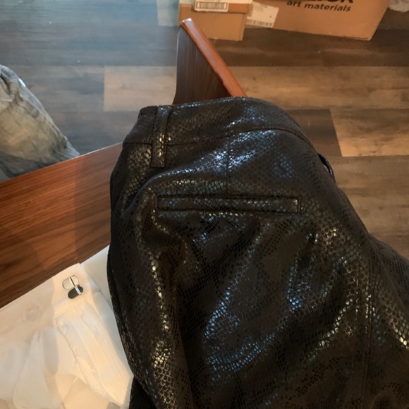 ERIC snake print black ankle pants. Never worn - Picture 5 of 5